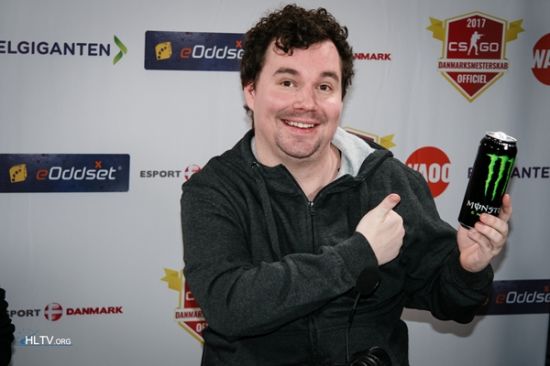 Q9战队夺得2025CFML夏季总冠军实现三连冠辉煌